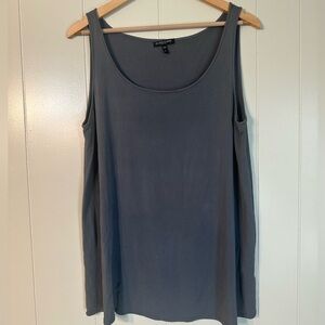 Eileen Fisher Solid Grey Silk Sleeveless Blouse
Size Petite Large
